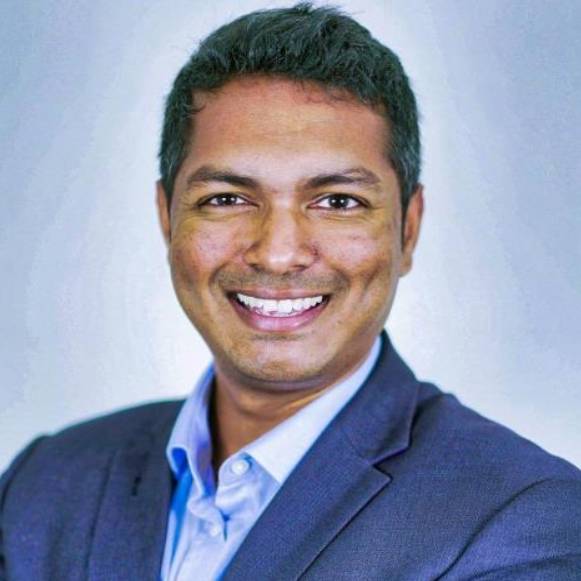 Arjuna Imbuldeniya, Orthopaedic Consultant